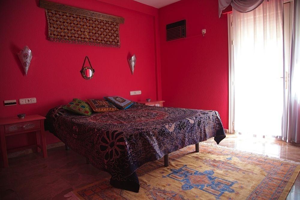 Hotel Tematico Costa Del Sol ตอร์เรโมลิโนส ภายนอก รูปภาพ