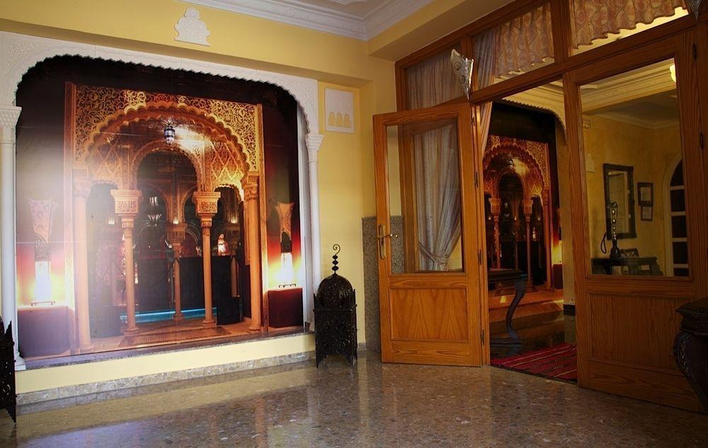 Hotel Tematico Costa Del Sol ตอร์เรโมลิโนส ภายนอก รูปภาพ